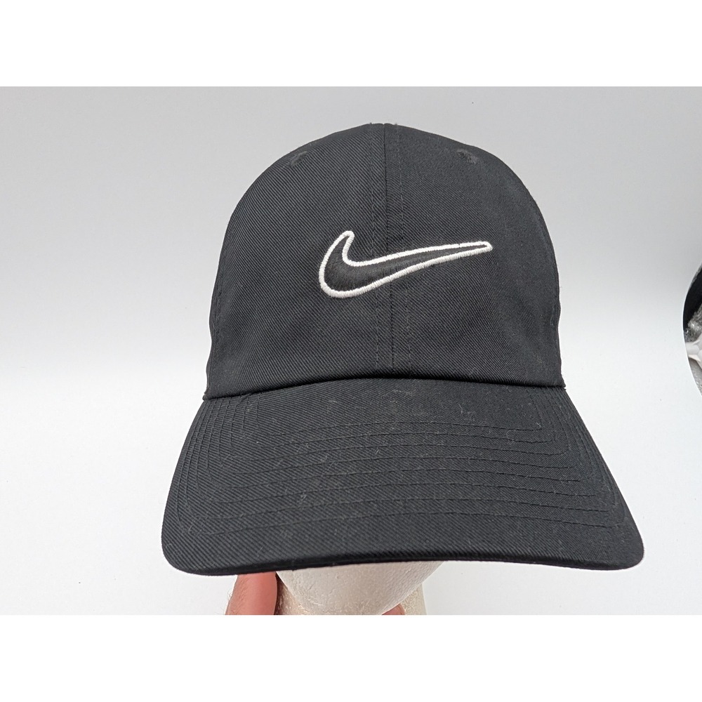 Nike Club Cap Black Embroidered Swoosh Adjustable Strapback Hat FB5369-010 M/L